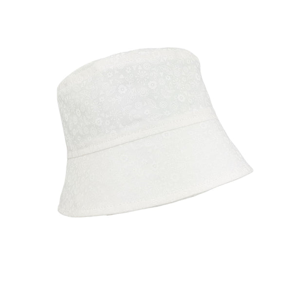 Chapeau d'été classique Fleur fond blanc - Tirigolo